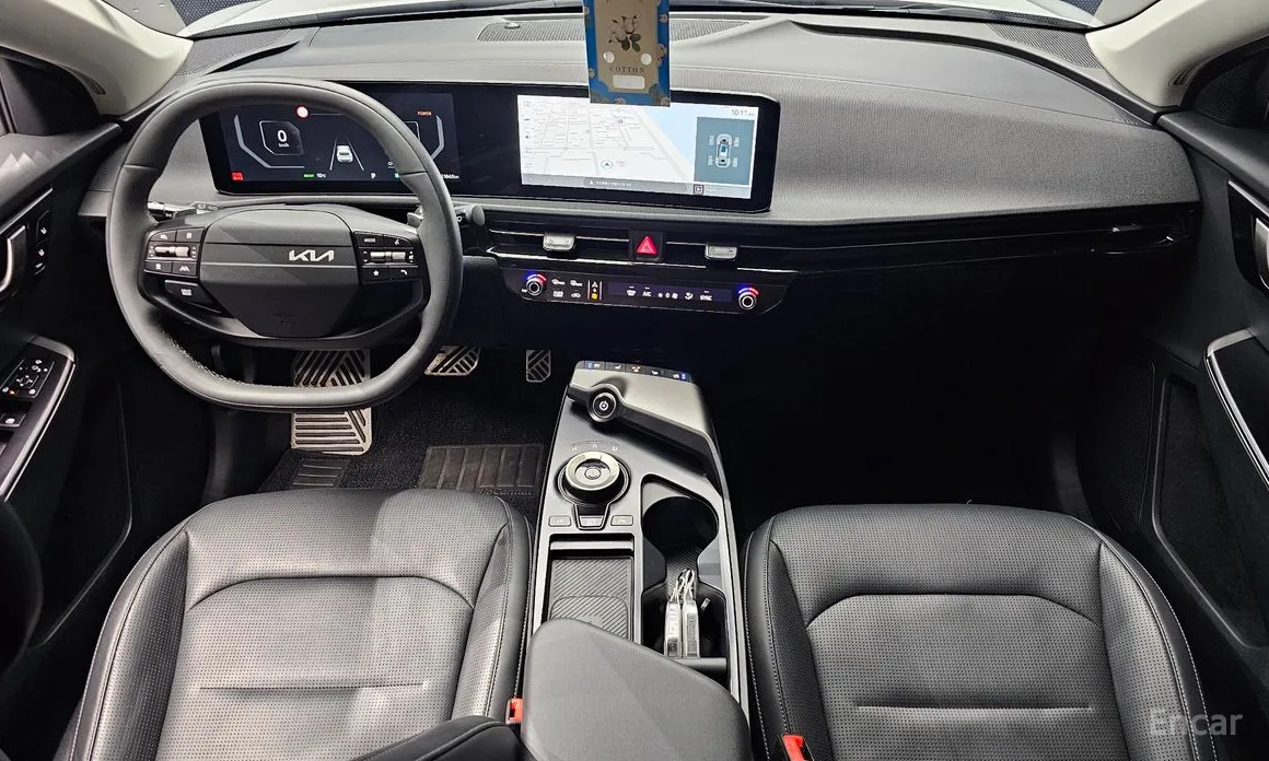 Фото 7 - Kia EV6