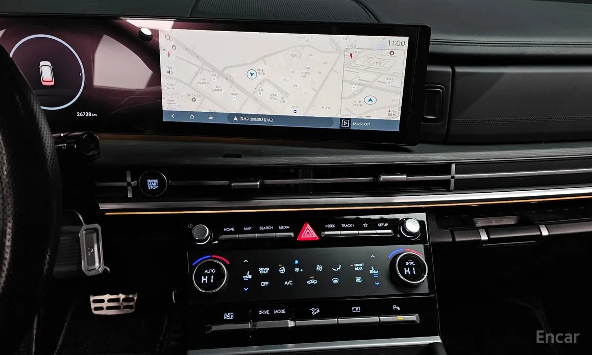 Фото 14 - Hyundai Santa Fe