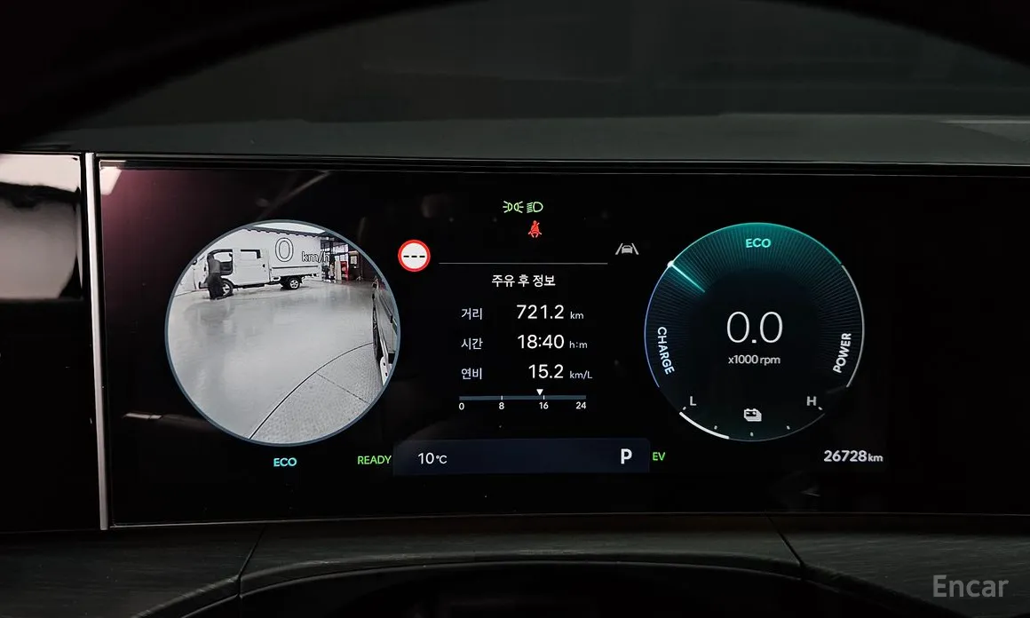 Фото 8 - Hyundai Santa Fe