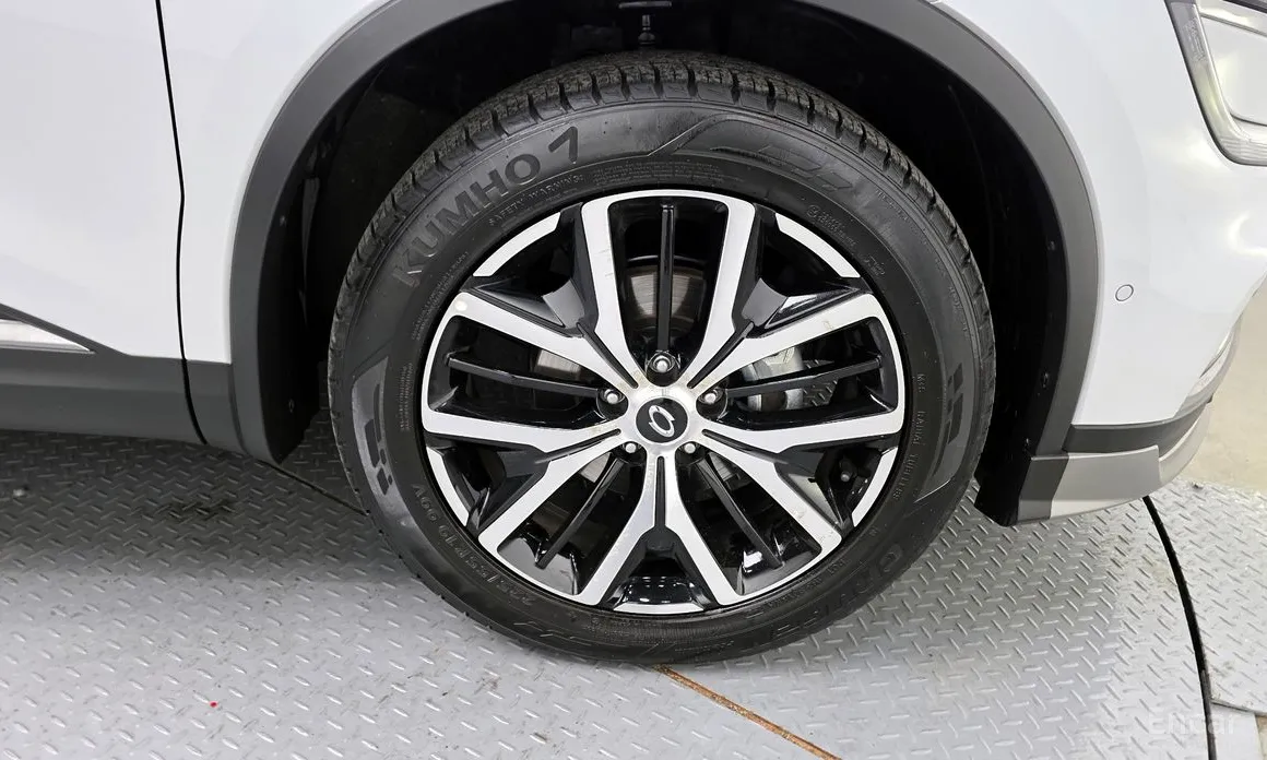 Фото 5 - Renault QM6