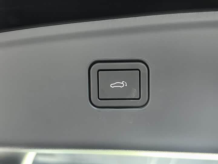 Фото 22 - Changan Deepal SL03