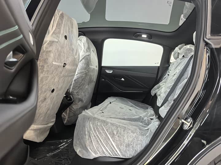 Фото 9 - Changan Deepal SL03