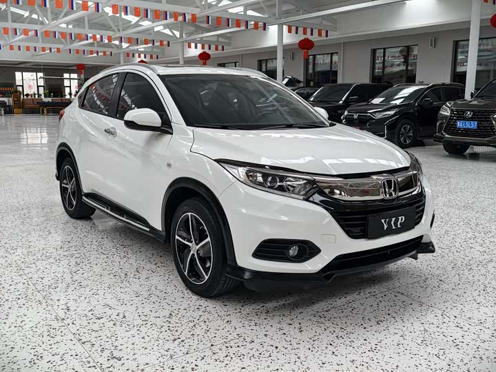 Фото 2 - Honda Vezel