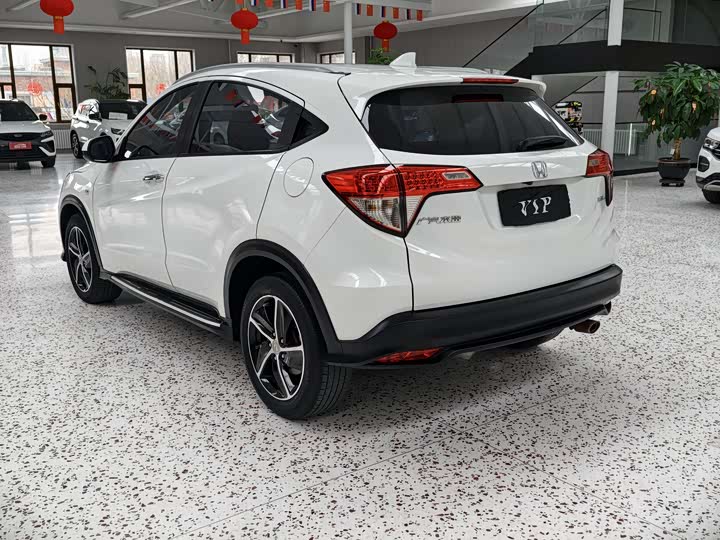 Фото 5 - Honda Vezel