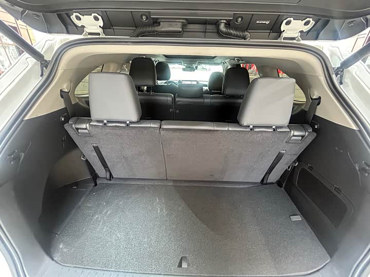 Фото 8 - Toyota Highlander