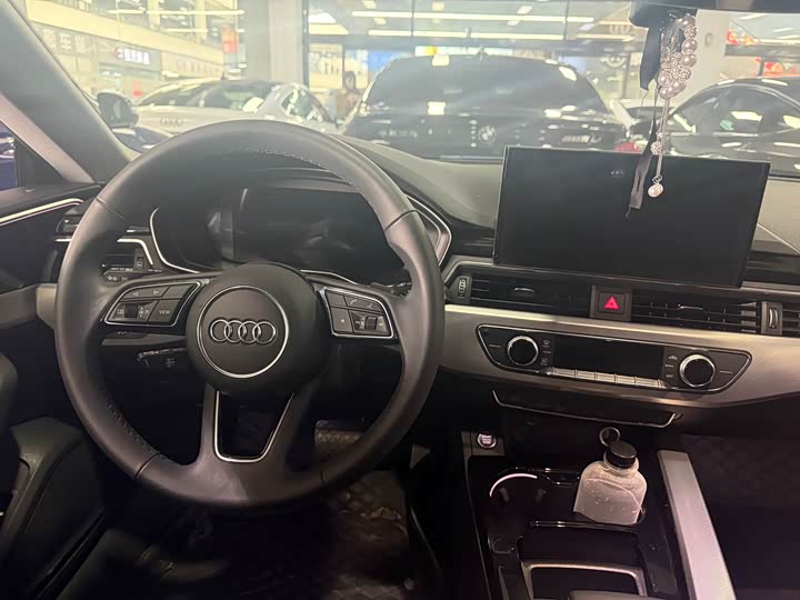 Фото 4 - Audi A5