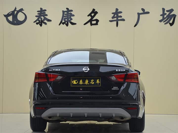 Photo 3 - Nissan Teana