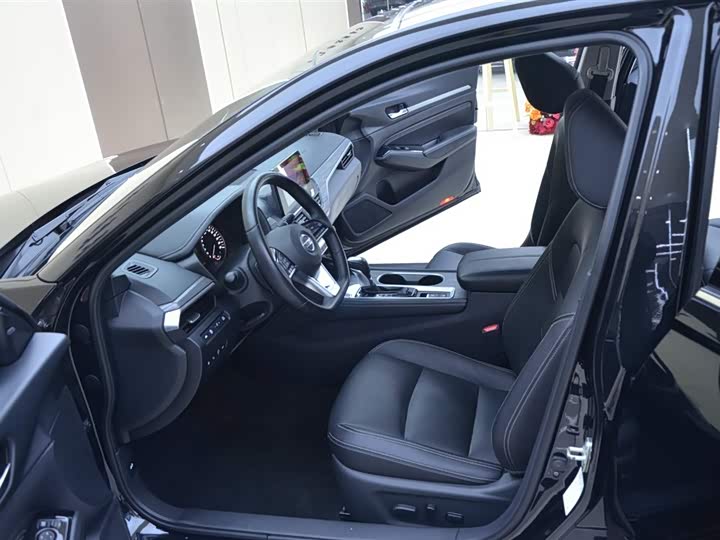 Photo 4 - Nissan Teana