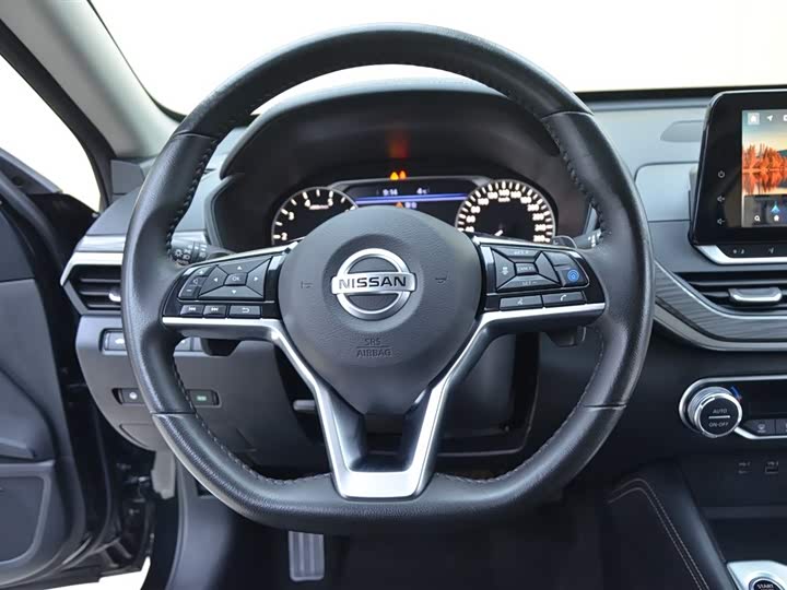 Photo 8 - Nissan Teana