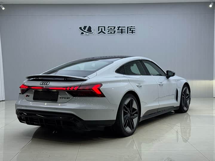 Фото 5 - Audi RS e-tron GT