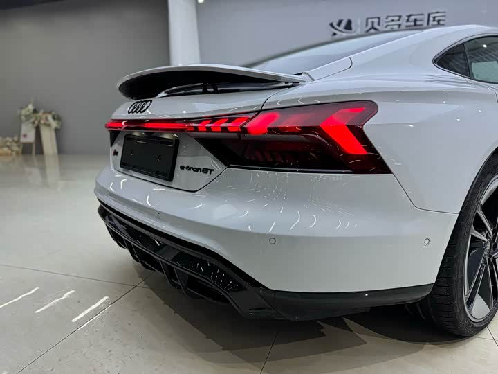 Фото 7 - Audi RS e-tron GT