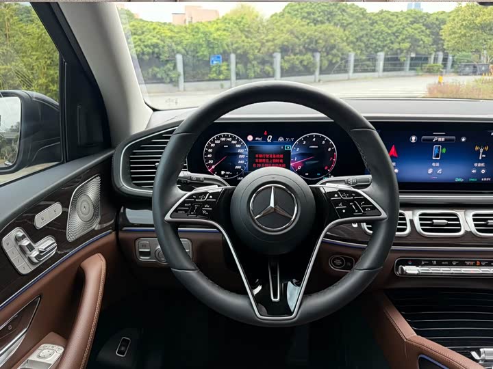 Фото 9 - Mercedes-Benz GLE-Class