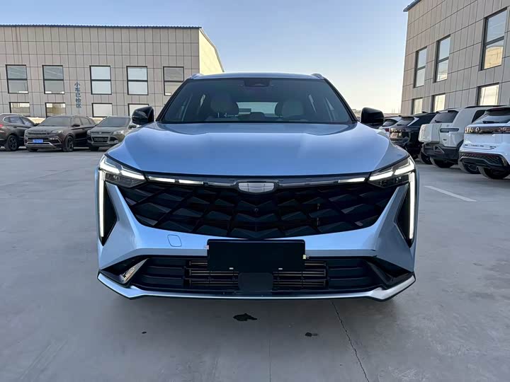 Фото 2 - Geely Atlas