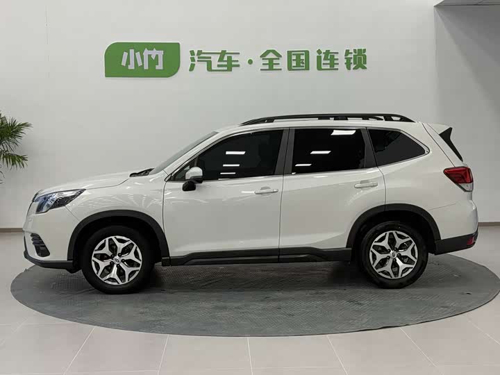Photo 5 - Subaru Forester