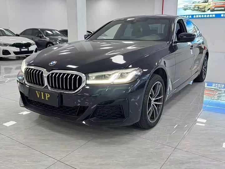 Фото 1 - BMW 5 Series