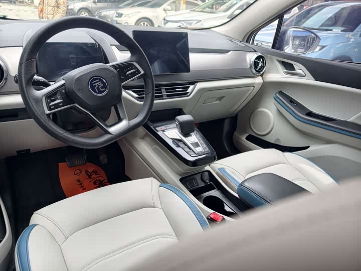 Фото 7 - BYD Yuan Pro