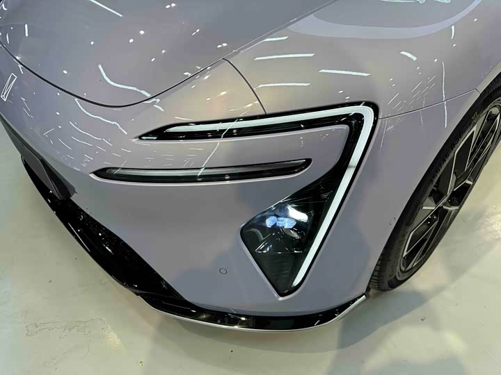 Фото 4 - Avatr 06