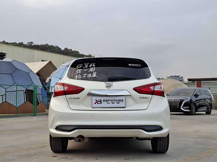 Фото 7 - Nissan Tiida