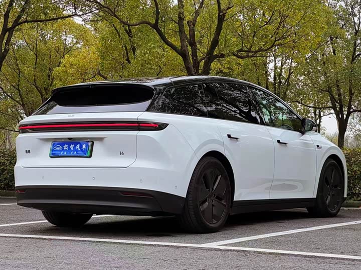 Фото 5 - LiXiang i6