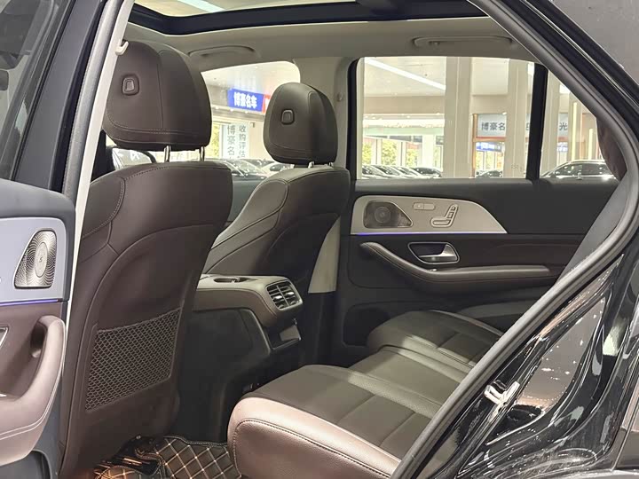 Фото 6 - Mercedes-Benz GLE-Class