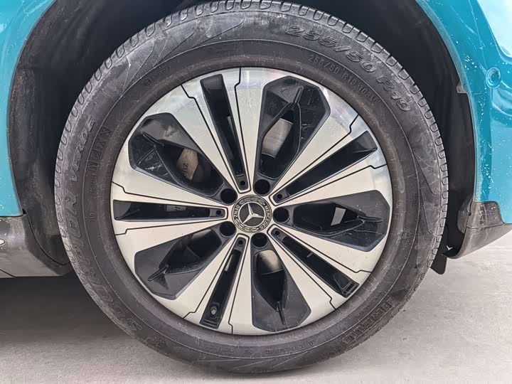 Фото 5 - Mercedes-Benz EQC