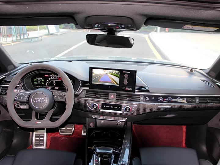 Фото 2 - Audi RS 4