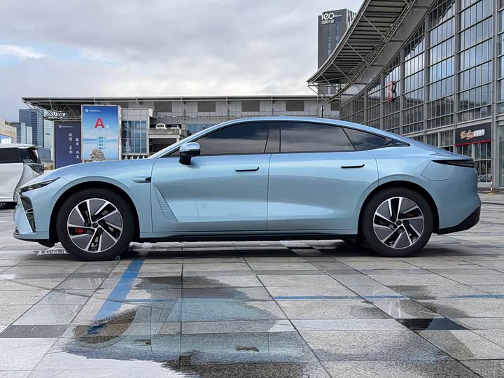 Фото 8 - Exeed Sterra ES