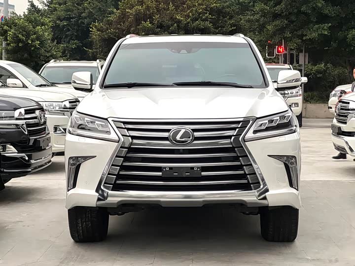 Фото 2 - Lexus LX