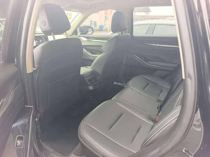 Фото 6 - Haval H6