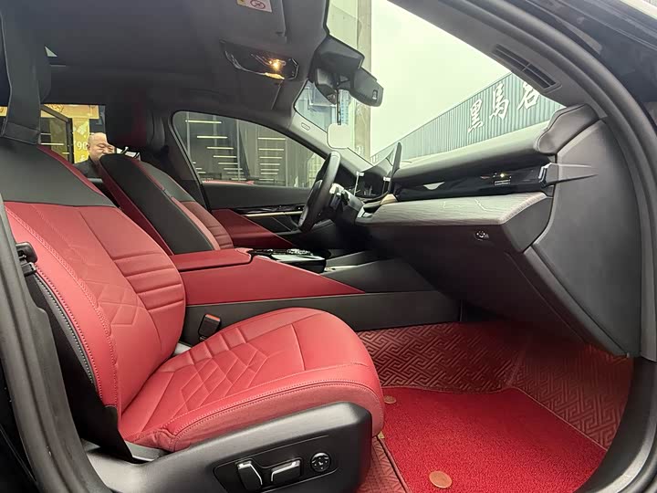 Фото 5 - BMW 5 Series