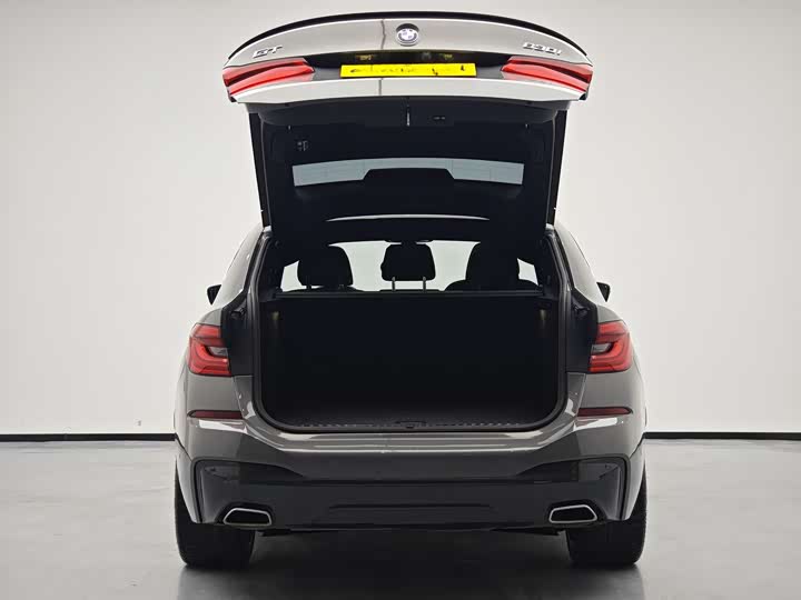 Фото 8 - BMW 6 Series GT