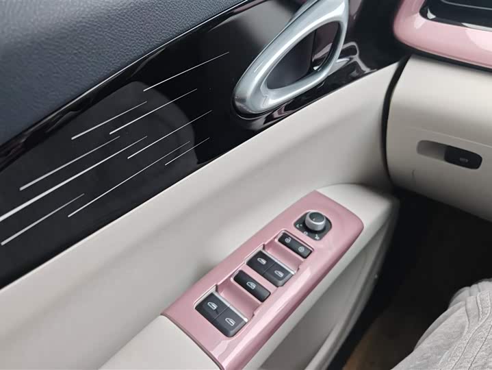 Фото 7 - Geely Galaxy Geome