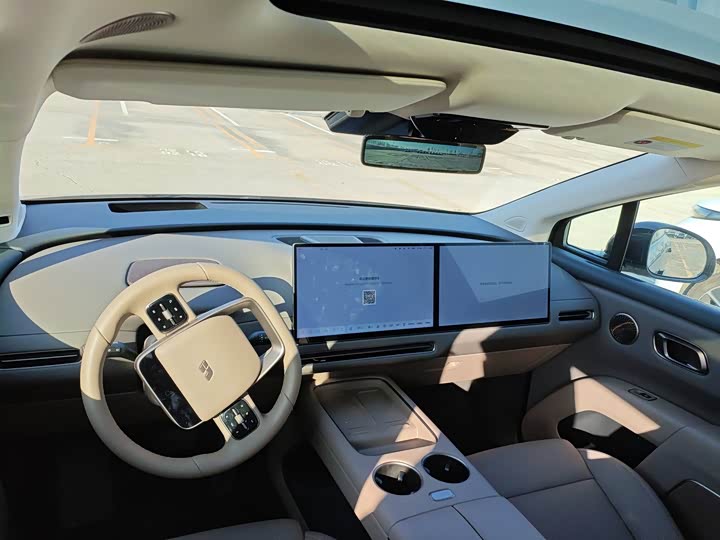 Фото 3 - LiXiang i8