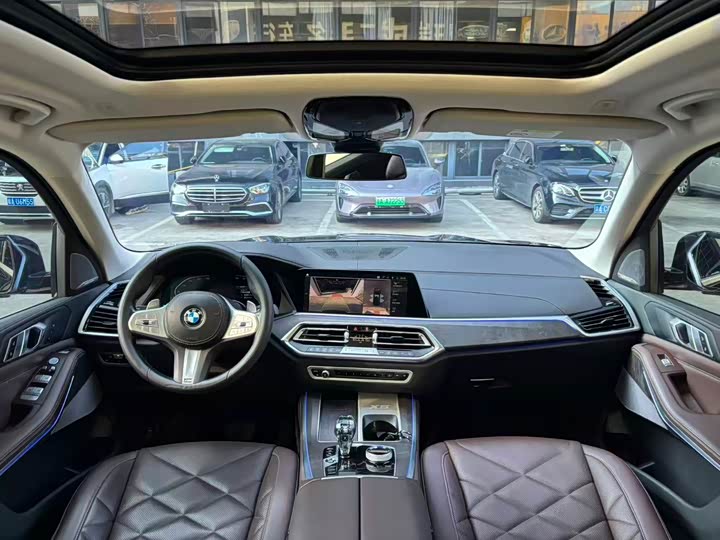 Photo 5 - BMW X5