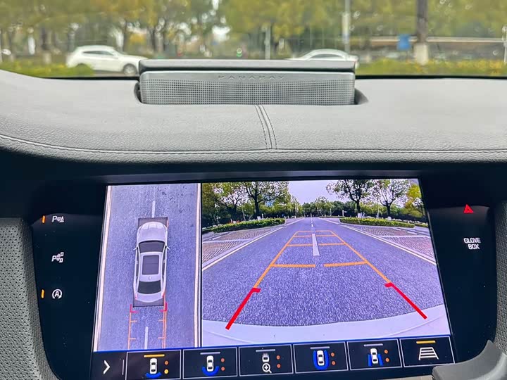 Фото 6 - Cadillac CT6