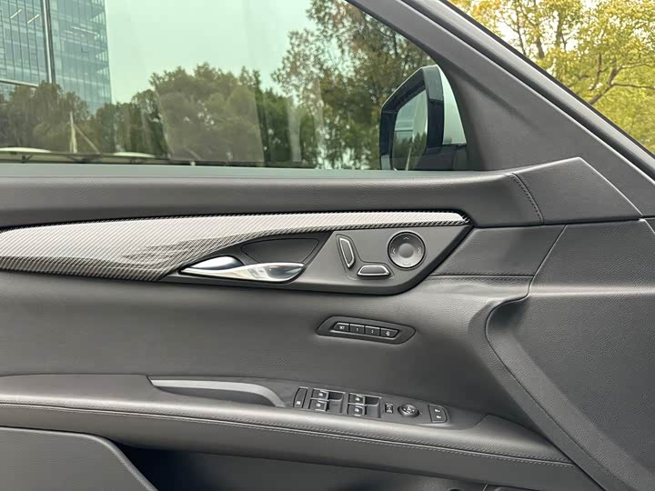 Фото 7 - Cadillac CT6