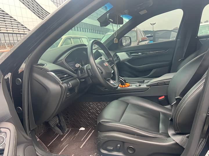 Photo 4 - Cadillac CT5