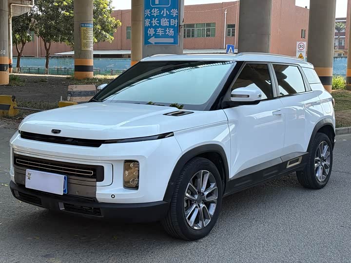 Фото 1 - Geely Icon