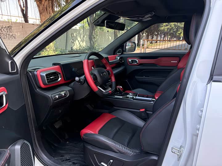 Фото 4 - Geely Icon