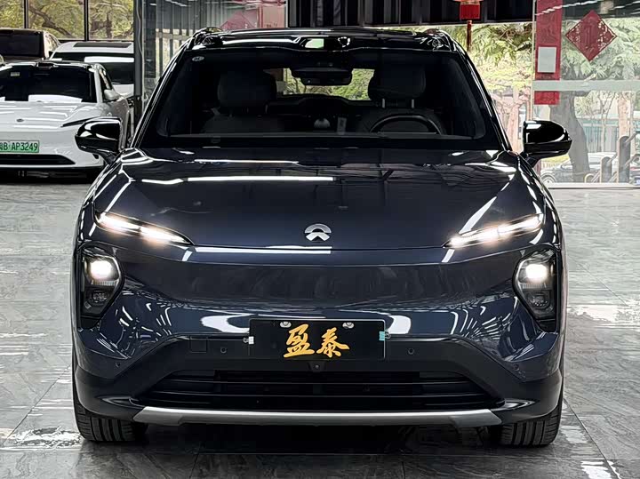 Фото 2 - Nio ES7