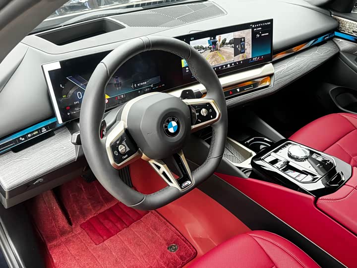 Фото 6 - BMW 5 Series