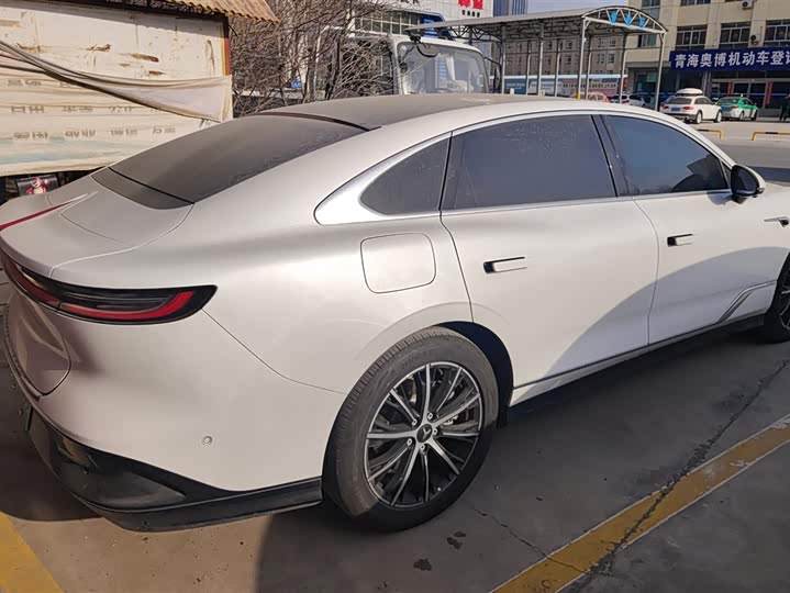 Фото 3 - Voyah Passion