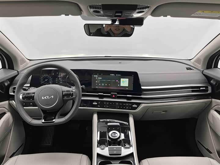 Фото 2 - Kia Sportage