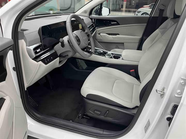 Фото 7 - Kia Sportage