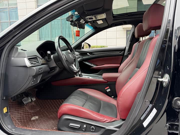 Photo 6 - Honda Inspire