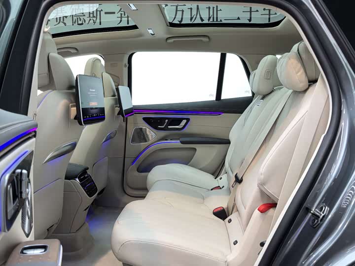 Фото 8 - Mercedes-Benz EQS SUV