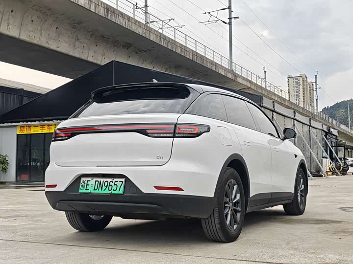 Фото 8 - Leapmotor C11