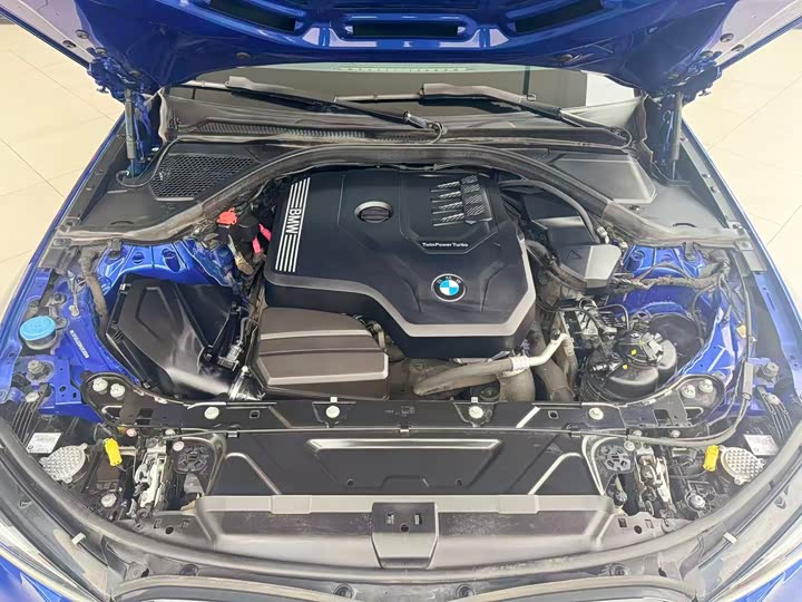 Фото 8 - BMW 3 Series