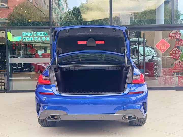 Фото 9 - BMW 3 Series