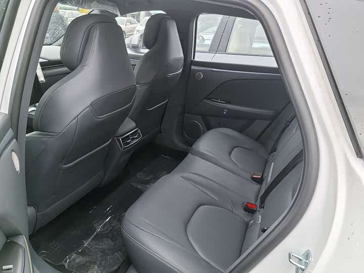 Фото 7 - BAIC Arcfox Alpha T5